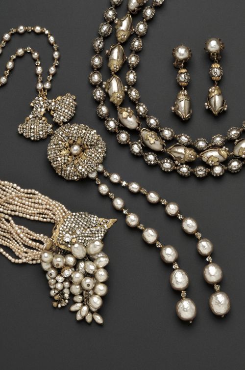 How to Buy Fine Jewelry Antique Jewelry Auctions Skinner Inc.