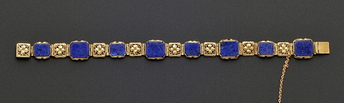 Fig. 14.5 Arts & Crafts period bracelet by Edward Oakes Studios, c. 1920's, sold at auction for $5,500. Photo courtesy of Skinner.