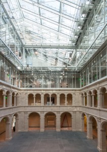 The Harvard Art Museums, during renovation and expansion, showing the Calderwood Courtyard and the new glass roof (January 30, 2014). Photo: Peter Vanderwarker.