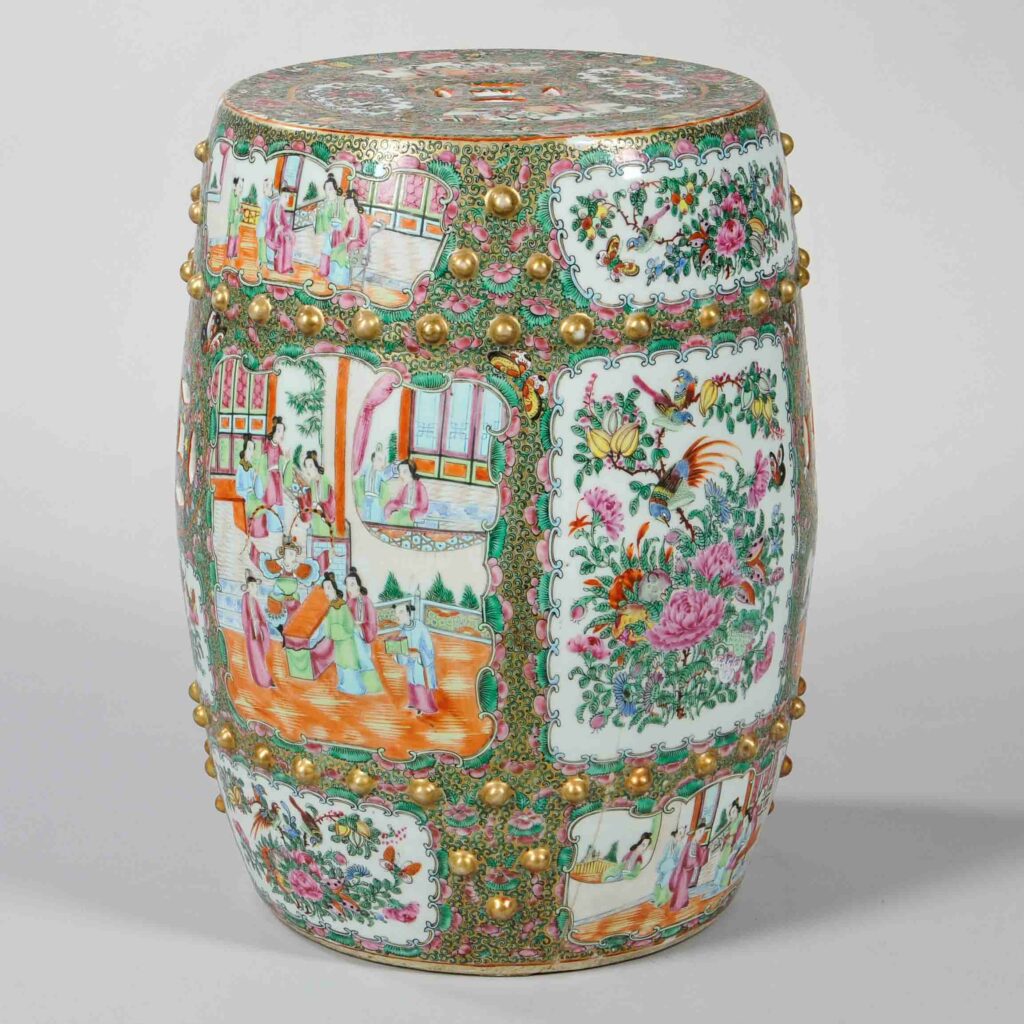 Rose Medallion Garden Seat, China, 19th/20th century, ground of floral meander with panels depicting flowers and birds alternating with scenes of aristocratic life.